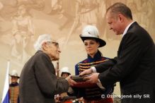 Prezident SR udelil najvyššie štátne vyznamenania